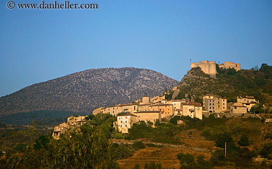 trigance-hilltop-town.jpg