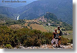 couples, diane, europe, france, groups, hilltop, horizontal, men, nature, people, provence, scenics, tom, tom diane smith, towns, womens, photograph