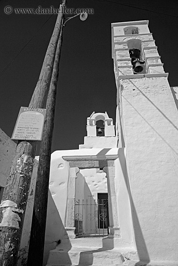 church-bell_tower-n-lamp_post.jpg