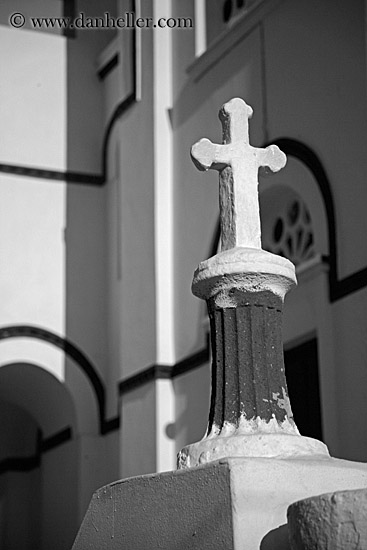 church-of-tholaria-cross-bw.jpg