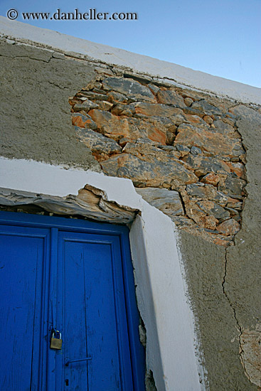 blue-door-stone-wall-3.jpg
