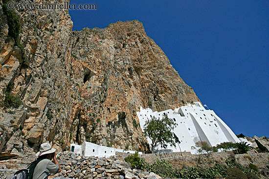 hiking-n-monastery-6.jpg