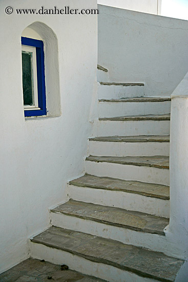 curve-stairs-n-blue-window-arch.jpg