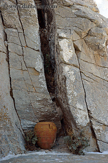 terracotta-pot-in-rocks.jpg
