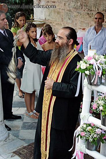 bearded-priest-3.jpg