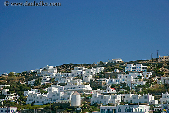 white_wash-homes-on-hill.jpg