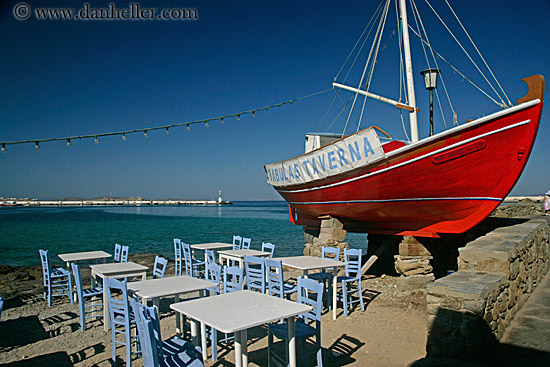 red-boat-w-tables-n-chairs.jpg