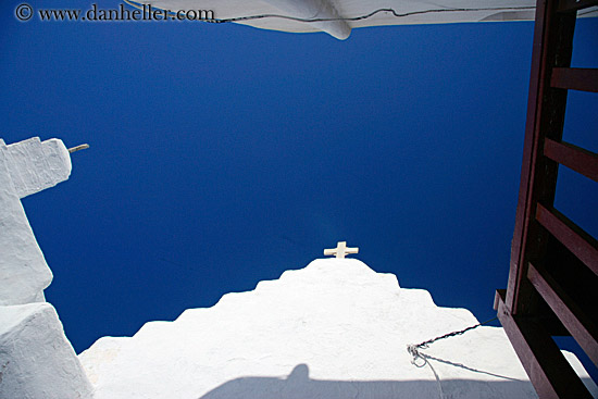 red-balcony-n-church-upview.jpg