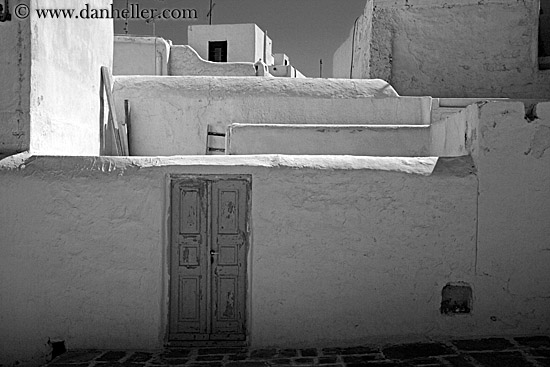 old-blue-door-n-stucco-walls-1-bw.jpg