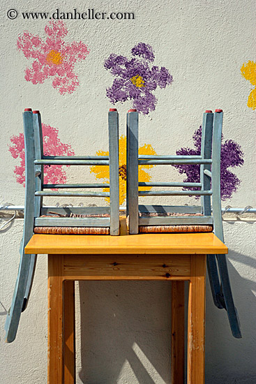 upside-down-chairs-n-painted-wall.jpg