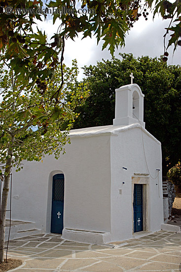 small-church-w-trees.jpg