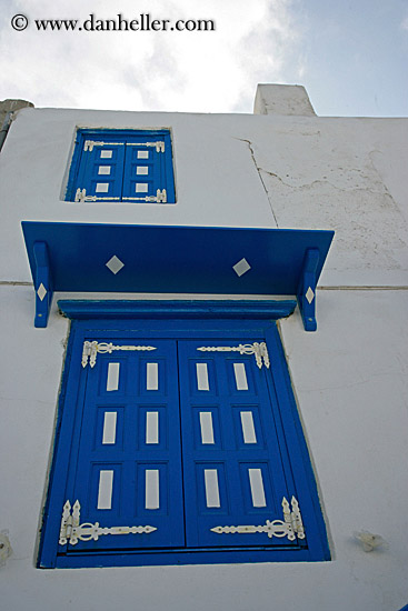 blue-door-w-white-trim.jpg