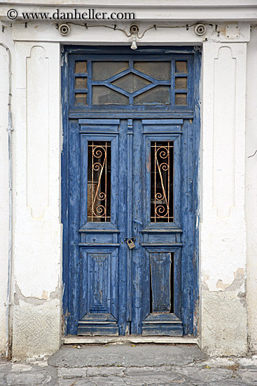 old-blue-door-w-lock.jpg