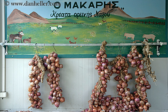 red-onions-n-farm-mural.jpg