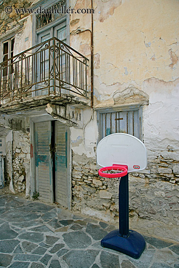 basketball-hoop-2.jpg