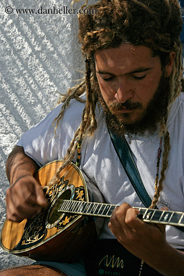 rasta-singer-w-mandolin-1.jpg