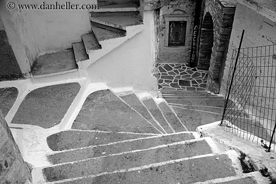 labrynth-of-stairs-bw.jpg