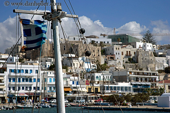 greek-flag-n-town.jpg