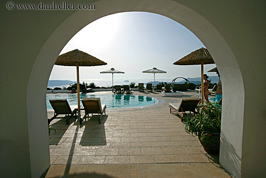 arch-view-to-pool.jpg