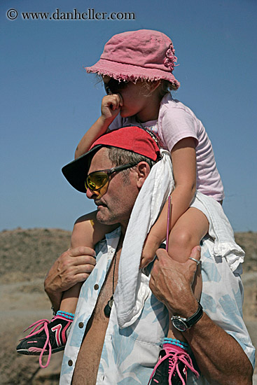 girl-on-fathers-shoulders.jpg