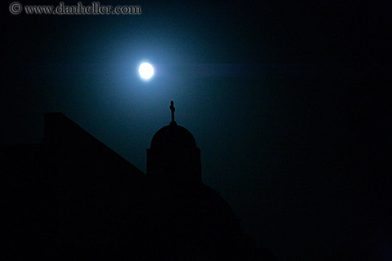 moon-n-church-sil-1.jpg