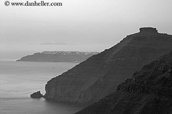 rocky-cliffs-into-ocean-bw.jpg