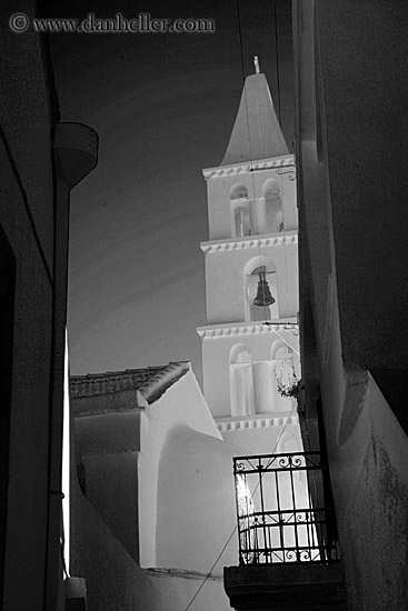 church-steeple-bw.jpg