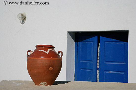 terracotta-pot-n-blue-door.jpg