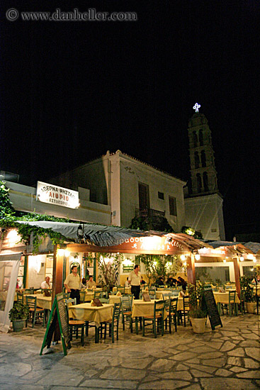 outdoor-restaurants.jpg