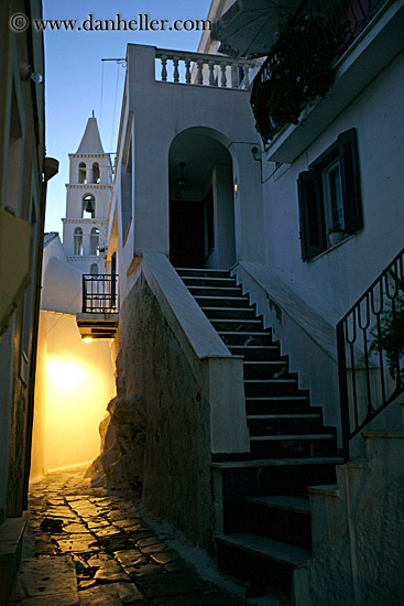 stairs-bell_tower-nite.jpg