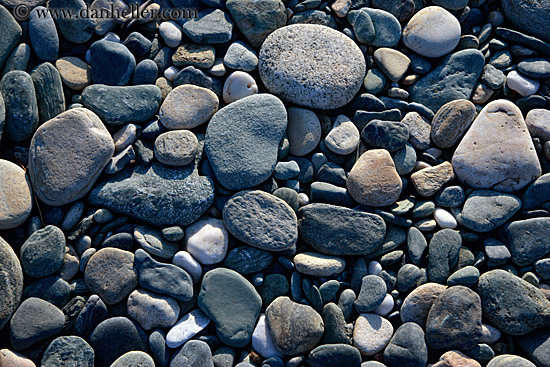 small-stones-2.jpg