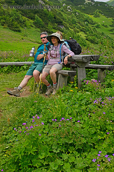 harvey-n-linda-at-picnic-table.jpg