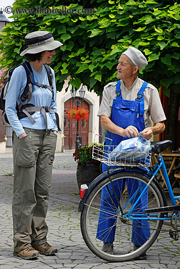 lori-talking-to-old-man-w-bike-1.jpg