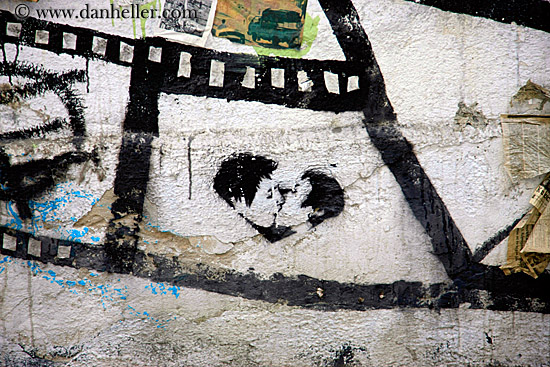 film-strip-kiss-graffiti.jpg