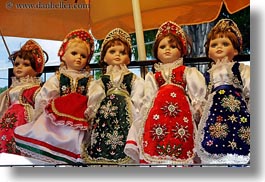 images/Europe/Hungary/Budapest/Art/hungarian-dolls-1.jpg