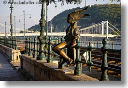 images/Europe/Hungary/Budapest/Art/little-princess-sculpture-4.jpg