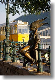images/Europe/Hungary/Budapest/Art/little-princess-sculpture-5.jpg