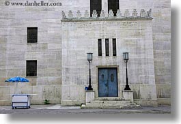 budapest, buildings, europe, exteriors, horizontal, hungary, jewish, religious, synagogue, temples, umbrellas, walls, photograph