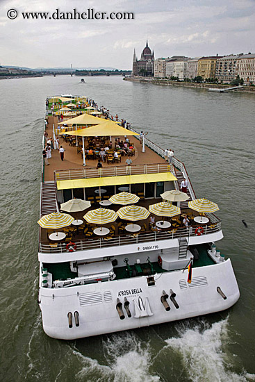 river-boat-cruise-ship-10.jpg