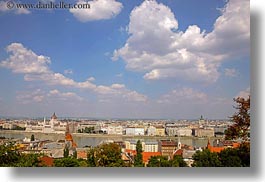 images/Europe/Hungary/Budapest/Danube/danube-river-n-cityscape-1.jpg