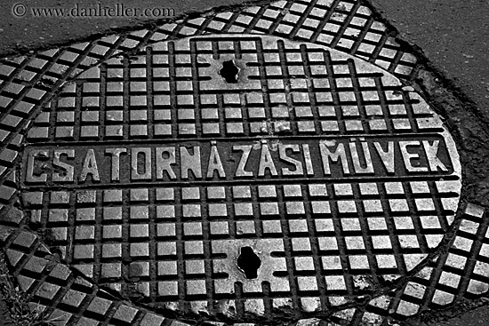 budapest-manhole-covers-05-bw.jpg