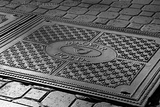 budapest-manhole-covers-16-bw.jpg