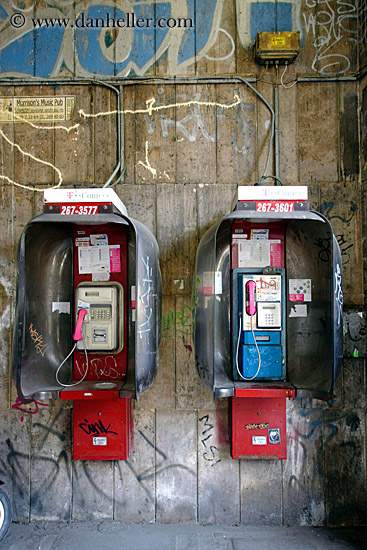 pay-telephones.jpg