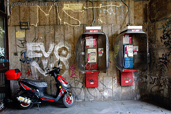 pay-telephones-n-motorcycle.jpg