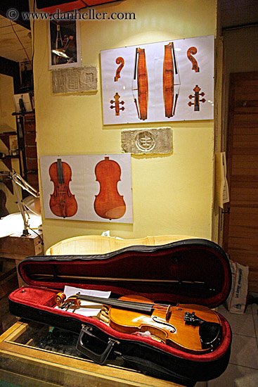 violin-in-case.jpg