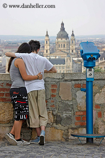 couples-overlooking-cityscape-10.jpg