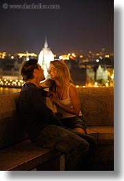 images/Europe/Hungary/Budapest/People/Couples/romantic-couple-w-nite-cityscape-4.jpg