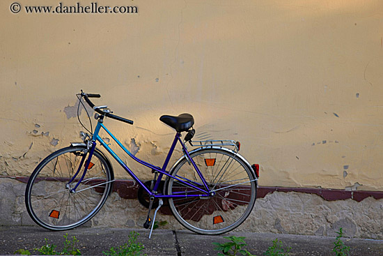 purple-bike-yellow-wall.jpg