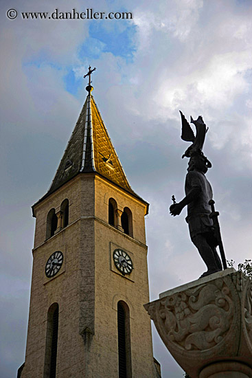 church-n-statue.jpg