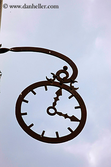 iron-clock-n-sky.jpg
